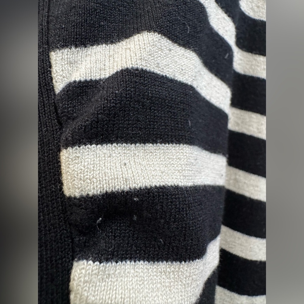 Maurices Black and White Cuffed 3/4 Sleeve Sweater - Picture 6 of 7